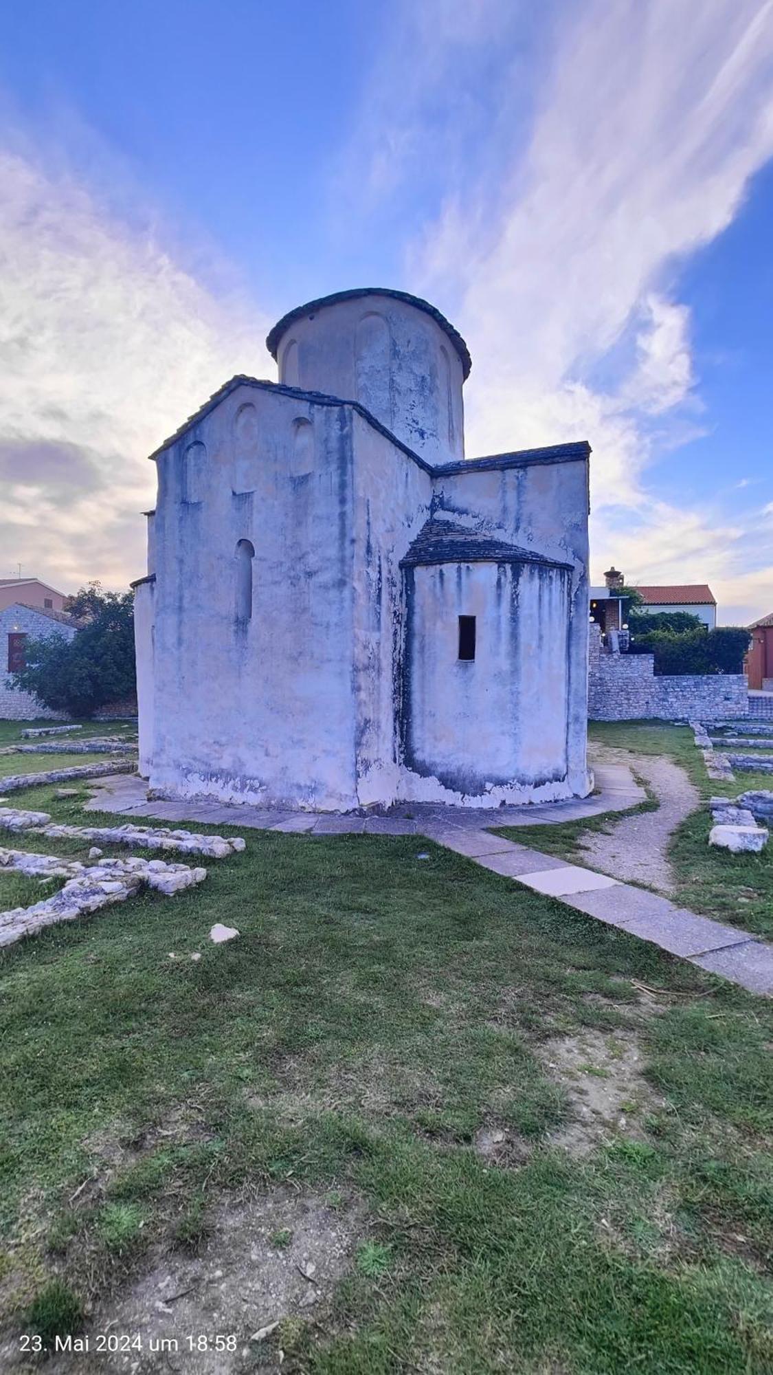 Studio Apartman I Mali Apartman Vir Εξωτερικό φωτογραφία