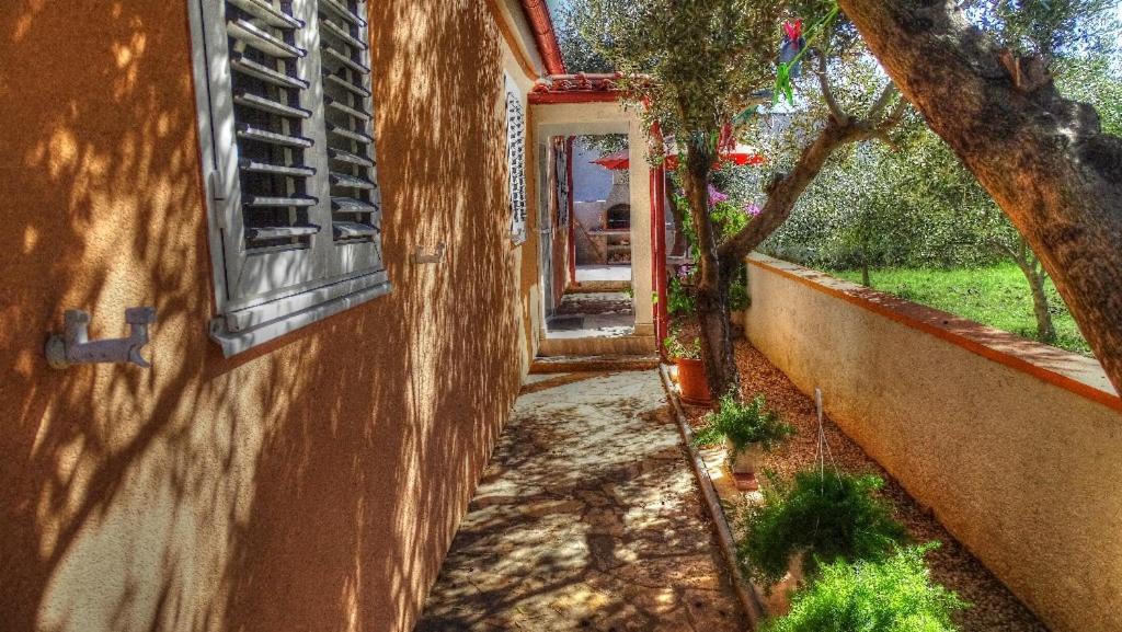 Studio Apartman I Mali Apartman Vir Εξωτερικό φωτογραφία