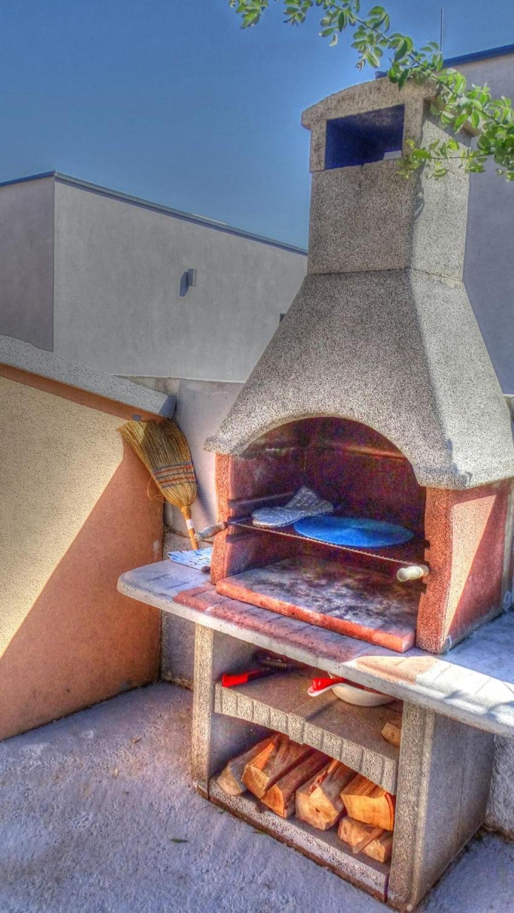 Studio Apartman I Mali Apartman Vir Εξωτερικό φωτογραφία